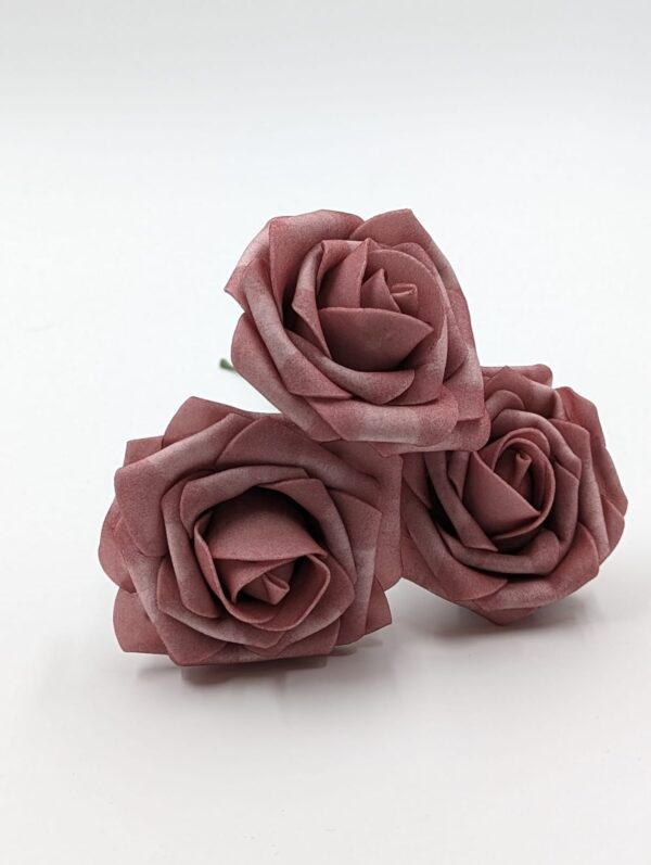 Michaela Barnes - buttonholes - dusky pink