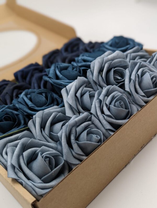 Michaela Barnes - Buttonholes -soft blue